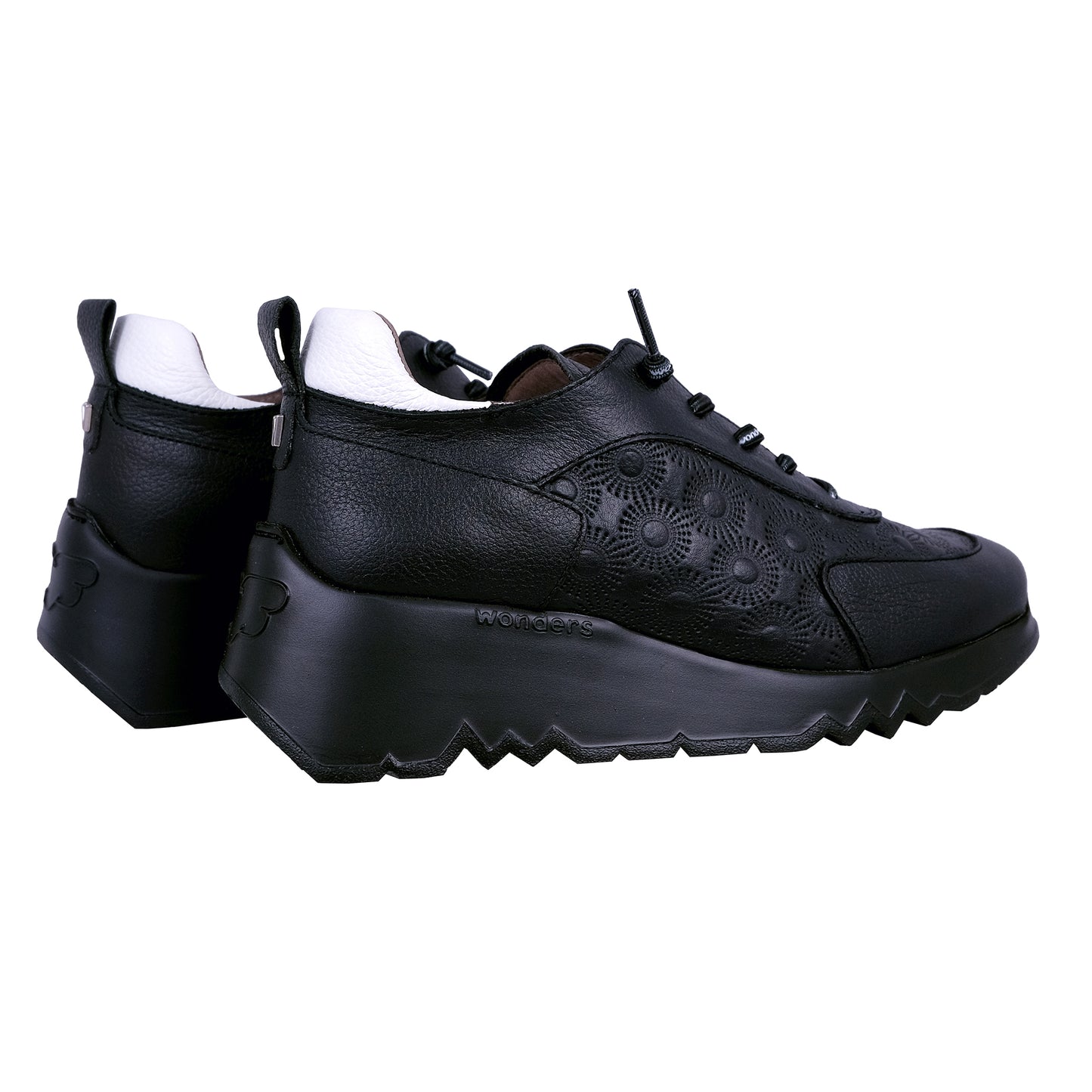 Wonders Eleven : Chaussures pour femmes noires E-6731