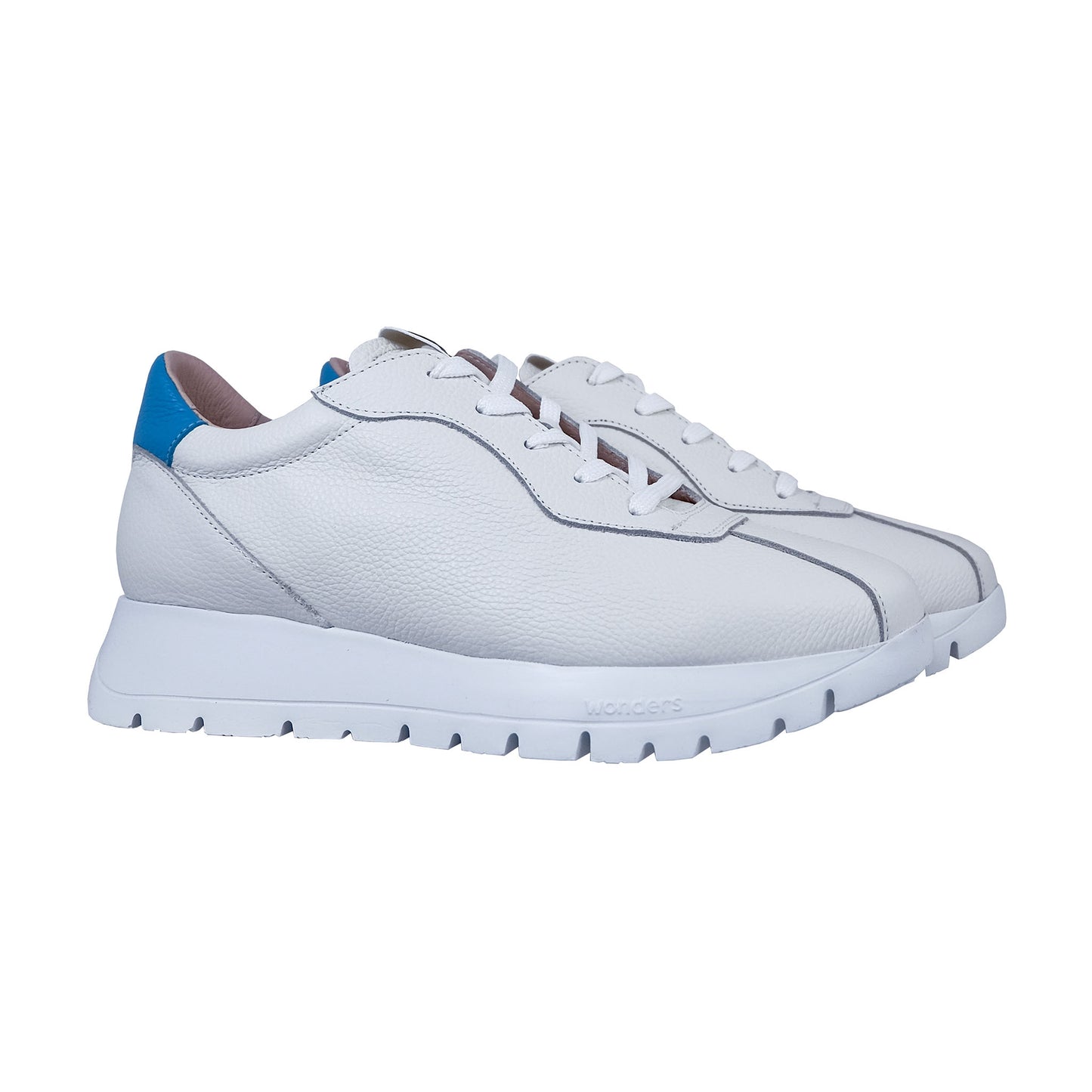 Wonders Miku: Zapatilla Mujer Blanca Piel A-2481