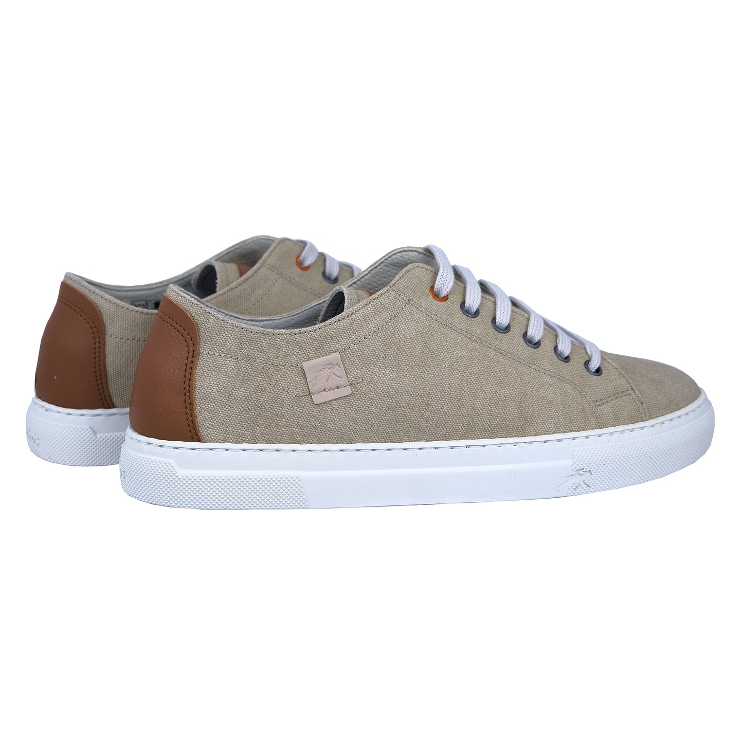 Fluchos Niko: Men's Beige Canvas/Leather Sneakers F1415