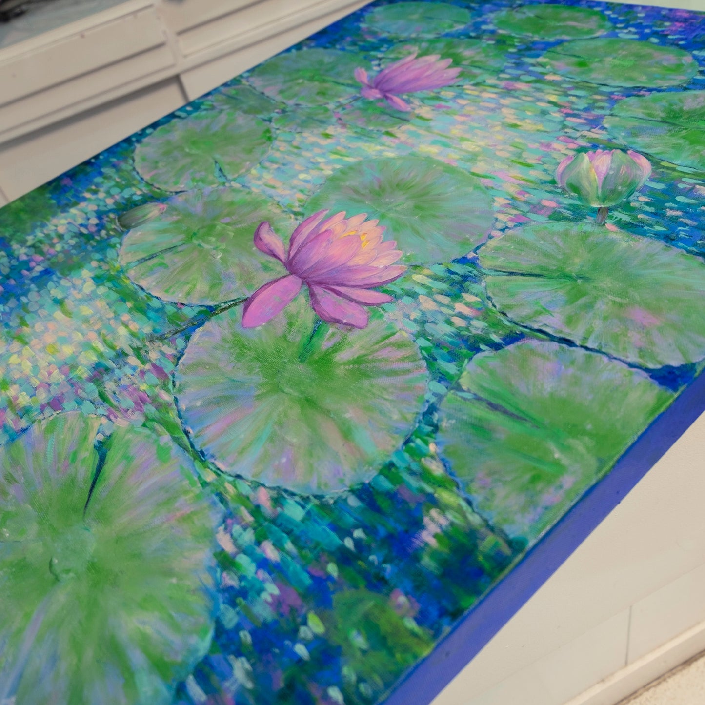 Jardín de Luz y Nenúfares – Óleo Original de Anastasia Woron 60×73 cm(2026)