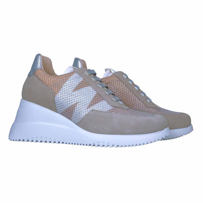 Wonders Dallas : Baskets compensées pour femmes en cuir beige G-6620