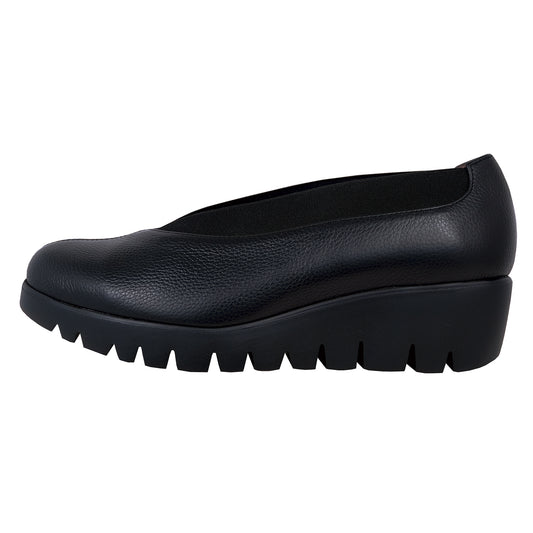 Wonders Agadir: Black Leather Wedge Shoes C-33322
