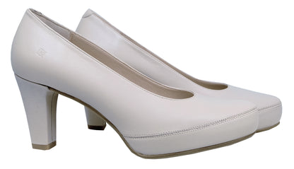 Dorking Blesa: Women's Leather Court Shoes D5794